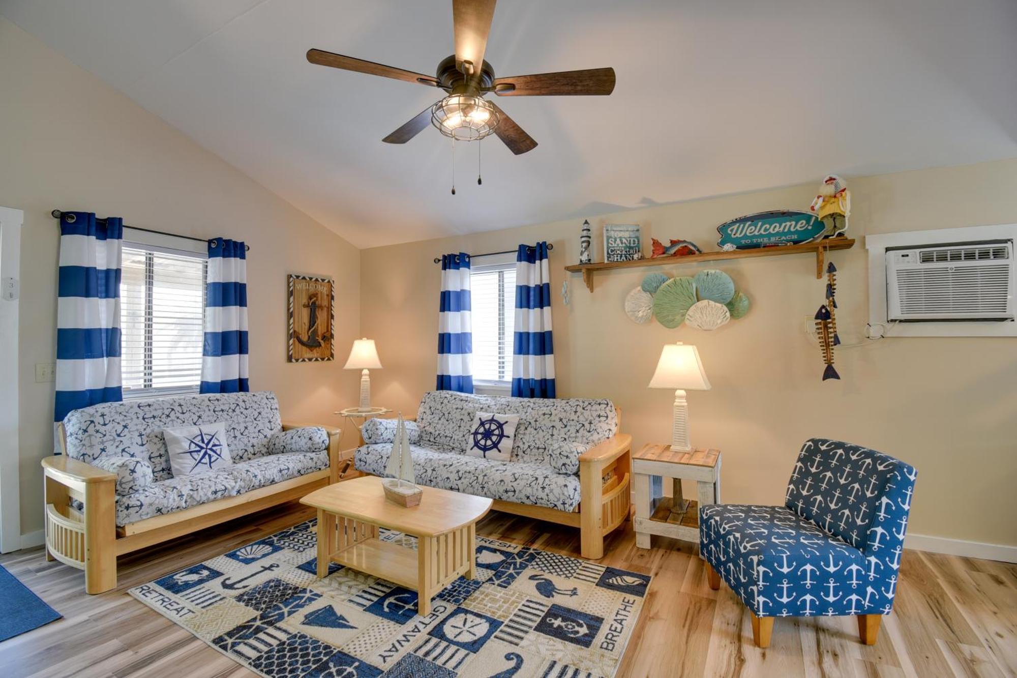 Ocean Isle Apartment With Balcony, 1 Mi To Beach! Ocean Isle Beach Exterior foto